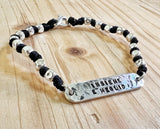 G.2220 Bracciale argento 925 cubotti e targhetta martellata bordi stondati - Personalizzabile