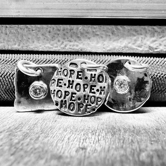 G.EC004 - Medaglietta ECO Argento 925 e moissanite