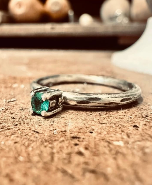 G.35426 Solitario Argento 925 Smeraldo naturale
