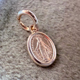 Ciondolo Argento 925 “Madonnina” misura piccola 7x11mm