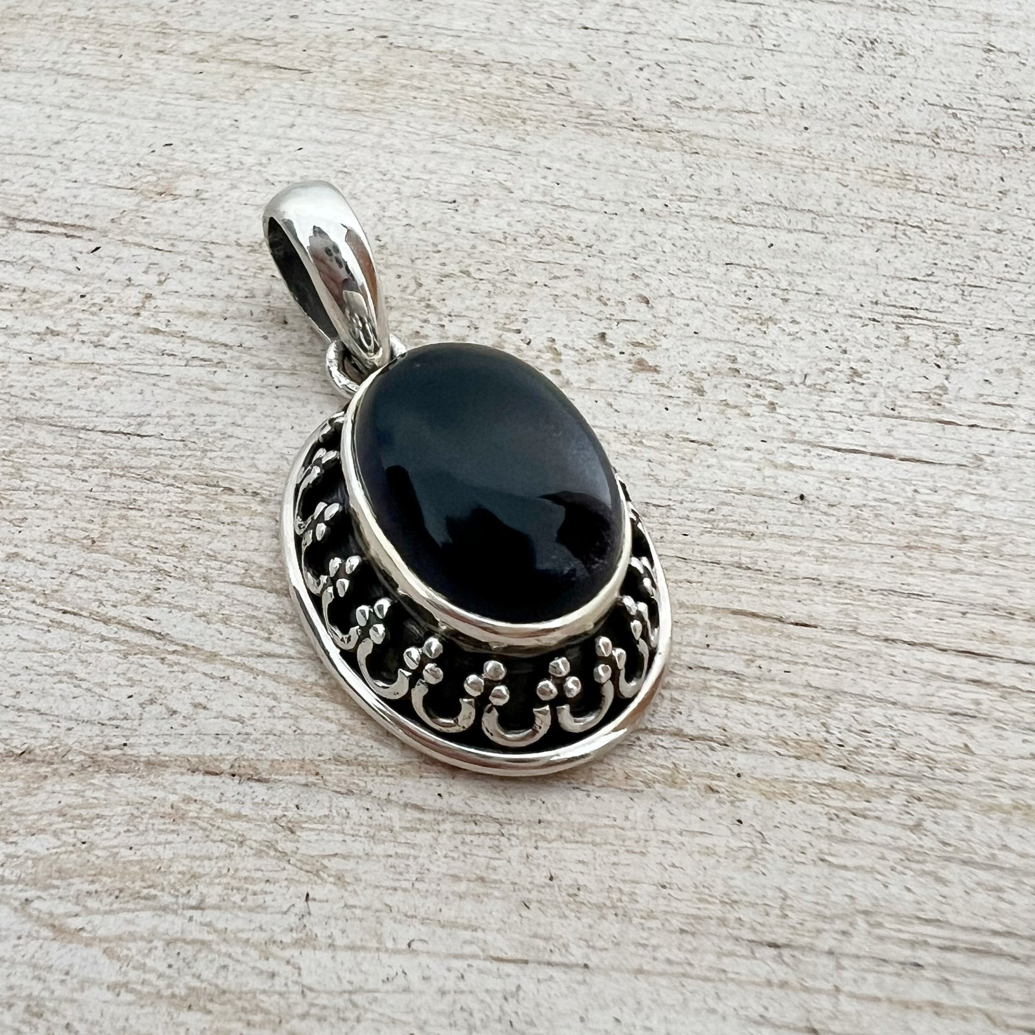 Spilla Tonda doppia con Agata Nera, Blu e Zirconi in Argento 925 e Bronzo - Stile Turco - Spille Spilla Tonda doppia con Agata Nera, Blu e Zirconi in Argento 925 e Bronzo - Stile Turco - Spille