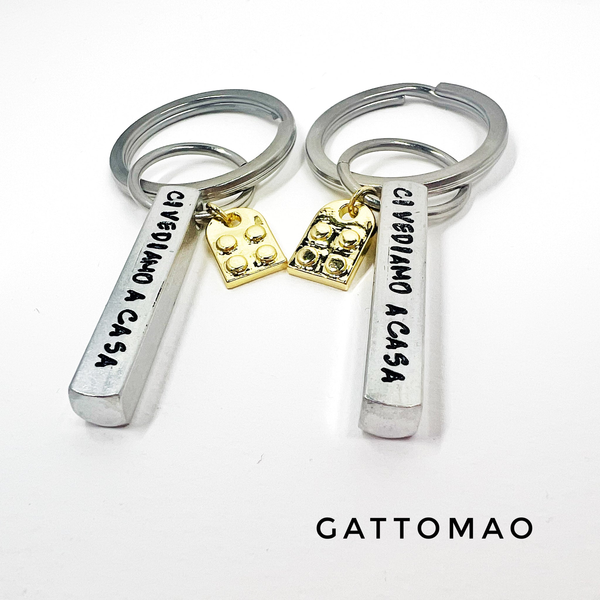 G.9013 - COPPIA di portachiavi che si uniscono • Versione placcata oro –  GATTOMAO